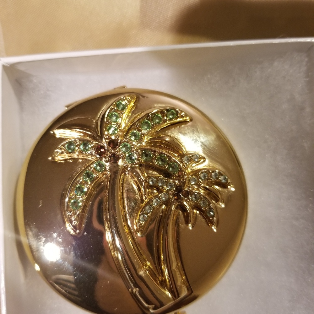Estee Lauder Ltd Jeweled Palm Compact